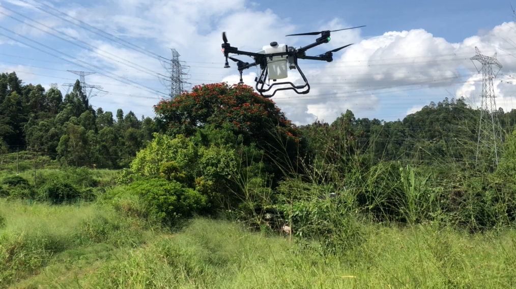 植保無人機打藥，更安全 效率更高